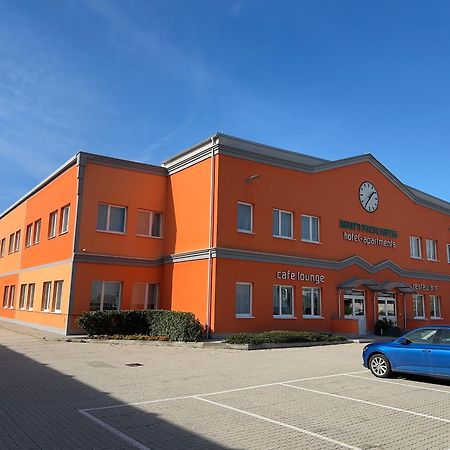 Winrooms "Hotel&Appartement" Wiener Neustadt Zewnętrze zdjęcie