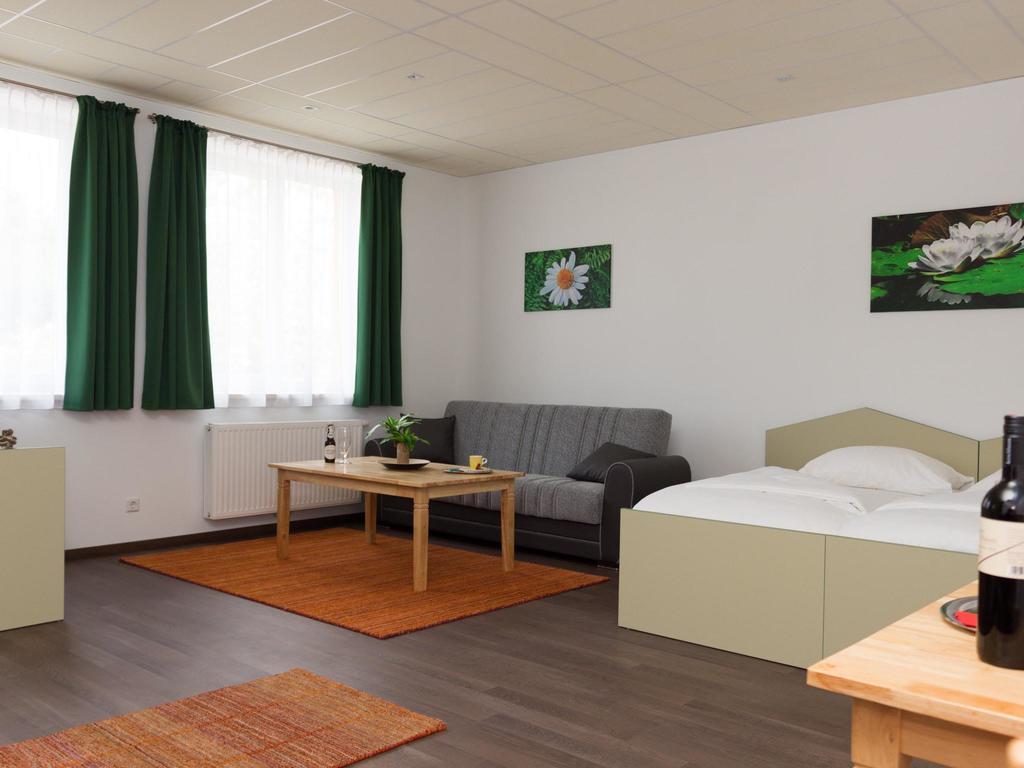 Winrooms "Hotel&Appartement" Wiener Neustadt Zewnętrze zdjęcie