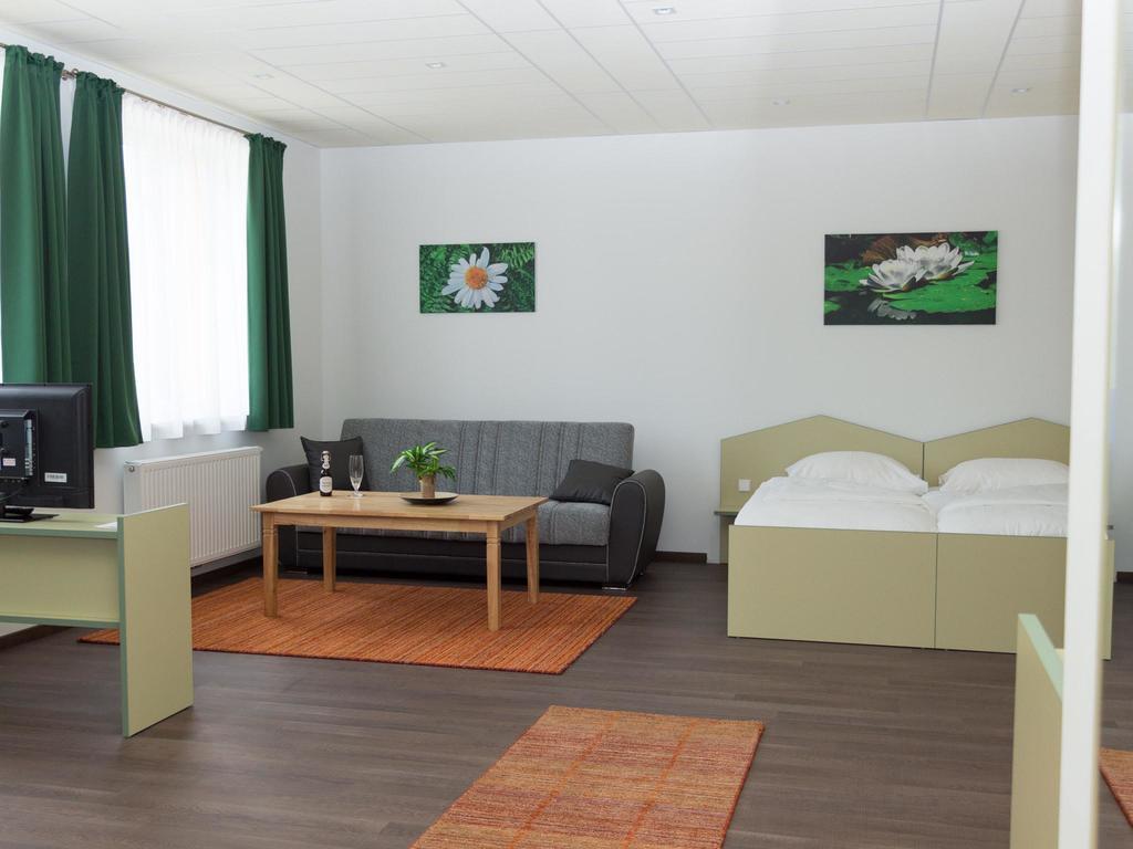 Winrooms "Hotel&Appartement" Wiener Neustadt Zewnętrze zdjęcie