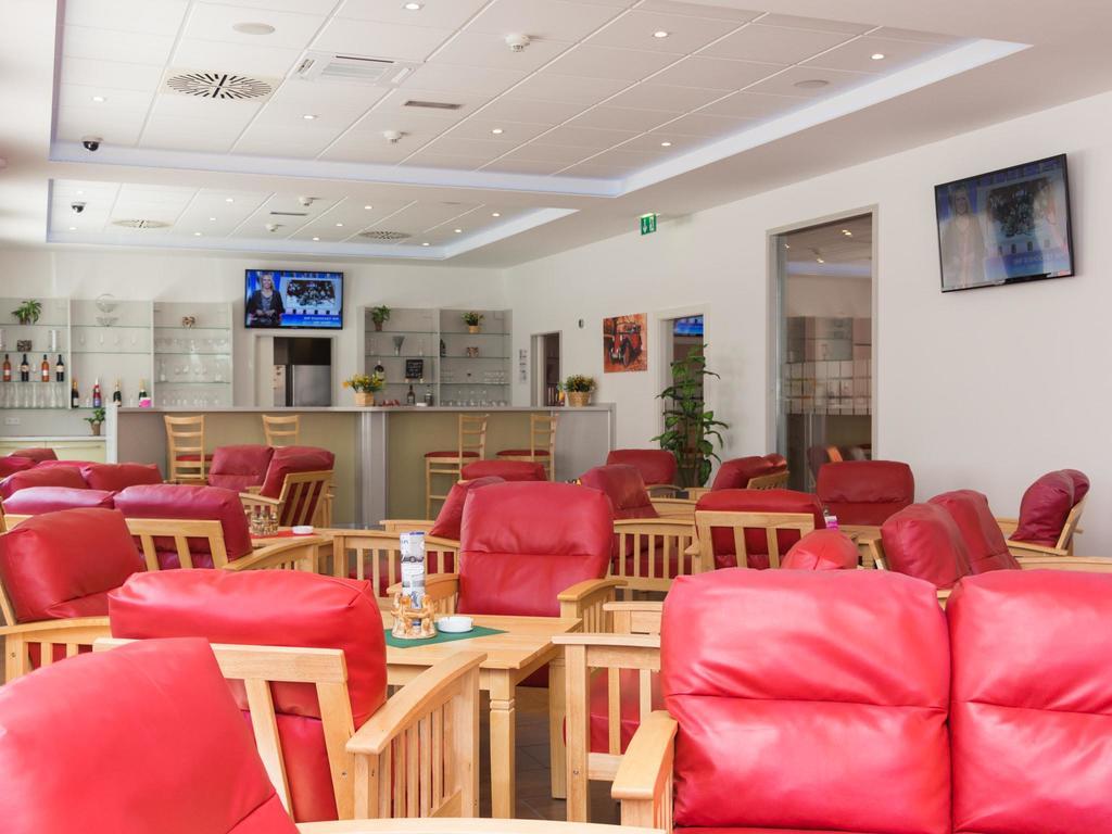 Winrooms "Hotel&Appartement" Wiener Neustadt Zewnętrze zdjęcie